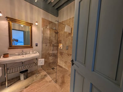 Luxury Villa Photo #31