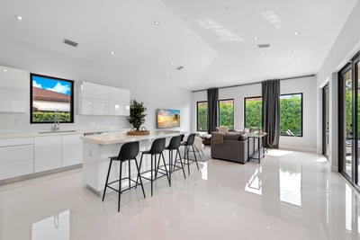 Luxury Villa Photo #17