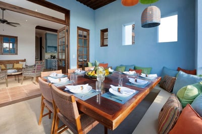 Luxury Villa Photo #4