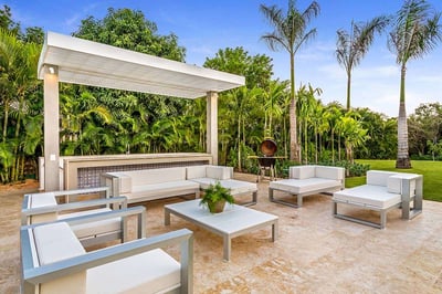 Luxury Villa Photo #9