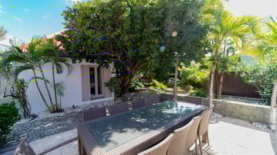 Luxury Villa Photo #31