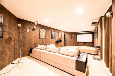 Luxury Villa Photo #14