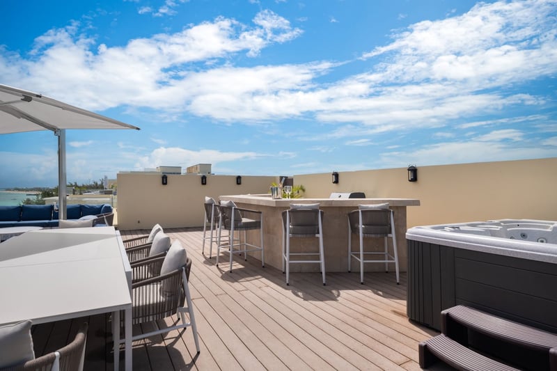 2 BDM Penthouse at Windsong Resort