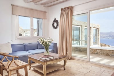 Luxury Villa Photo #25