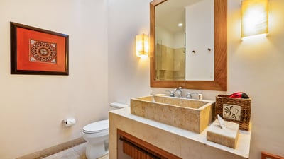 Luxury Villa Photo #29