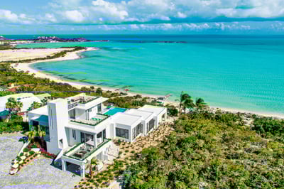 Luxury Villa Photo #18