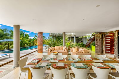 Luxury Villa Photo #13