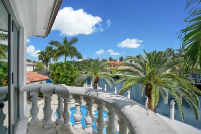 Luxury Villa Photo #20