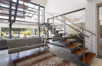 Luxury Villa Photo #12