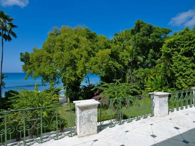 Luxury Villa Photo #6