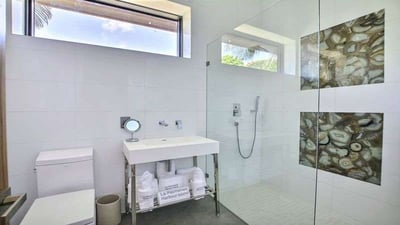 Luxury Villa Photo #42