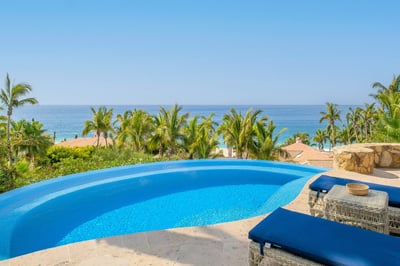 Luxury Villa Photo #6