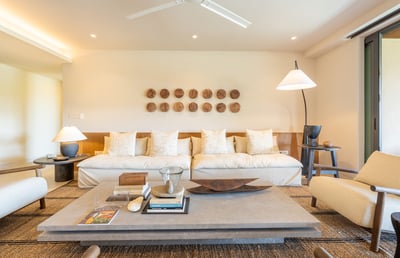 Luxury Villa Photo #16