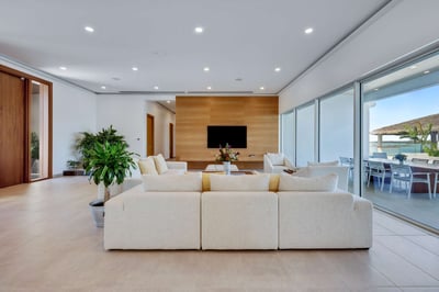 Luxury Villa Photo #41