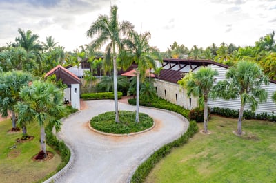 Luxury Villa Photo #27