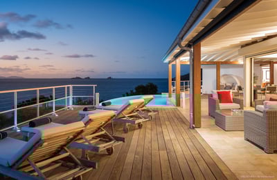 Luxury Villa Photo #17