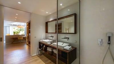 Luxury Villa Photo #48