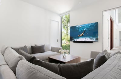 Luxury Villa Photo #7