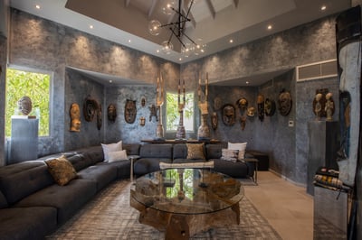 Luxury Villa Photo #16