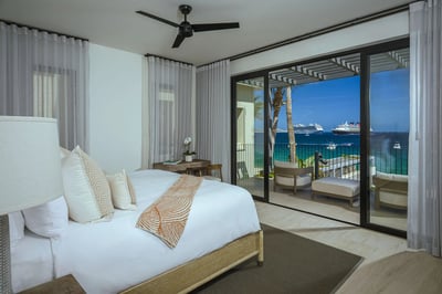 Luxury Villa Photo #23