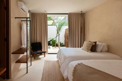 Luxury Villa Photo #60