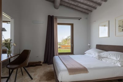 Luxury Villa Photo #24