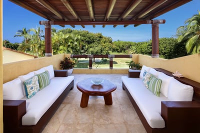 Luxury Villa Photo #16