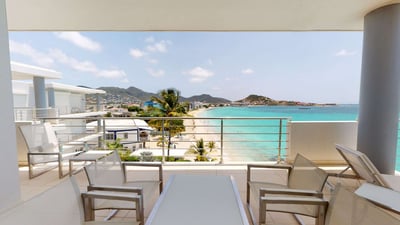 Luxury Villa Photo #3