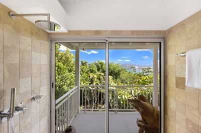 Luxury Villa Photo #18