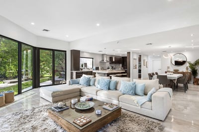 Luxury Villa Photo #25