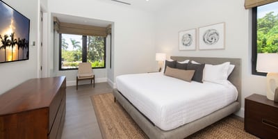 Luxury Villa Photo #25