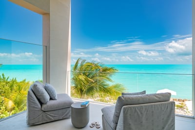 Luxury Villa Photo #9