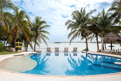 Luxury Villa Photo #6