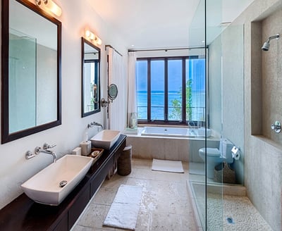 Luxury Villa Photo #29