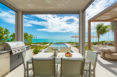 Luxury Villa Photo #18