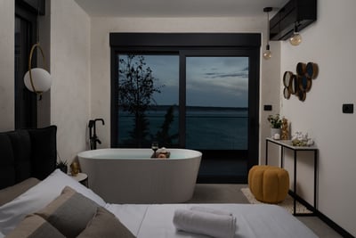 Luxury Villa Photo #57