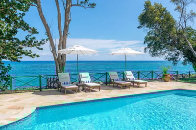 Luxury Villa Photo #4