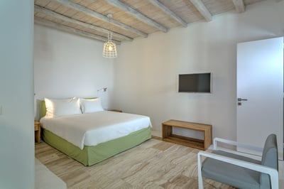 Luxury Villa Photo #27