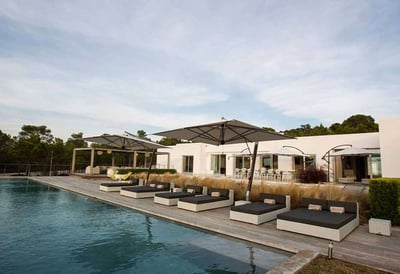 Luxury Villa Photo #2