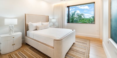 Luxury Villa Photo #17