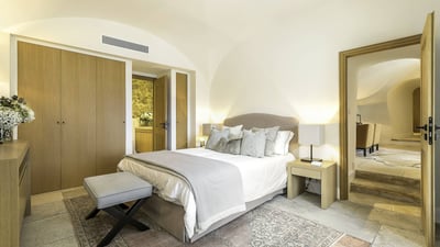 Luxury Villa Photo #19