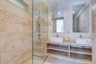 Luxury Villa Photo #43