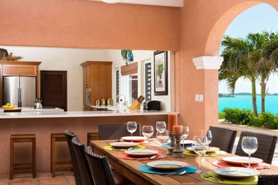 Luxury Villa Photo #9