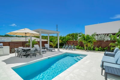 Luxury Villa Photo #7