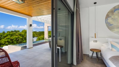 Luxury Villa Photo #25