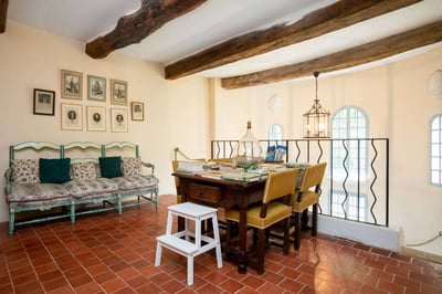 Luxury Villa Photo #14