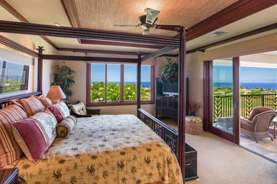 Luxury Villa Photo #15