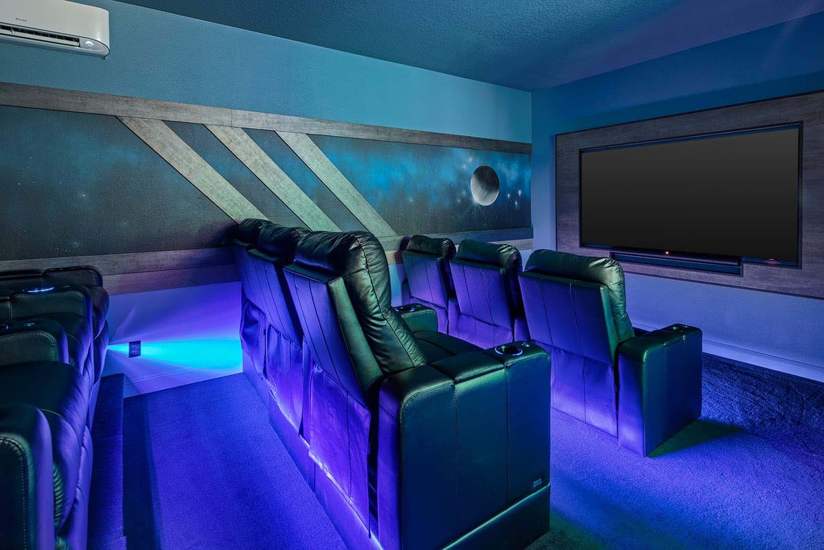 Peg Leg at Harbor Island Beach Club