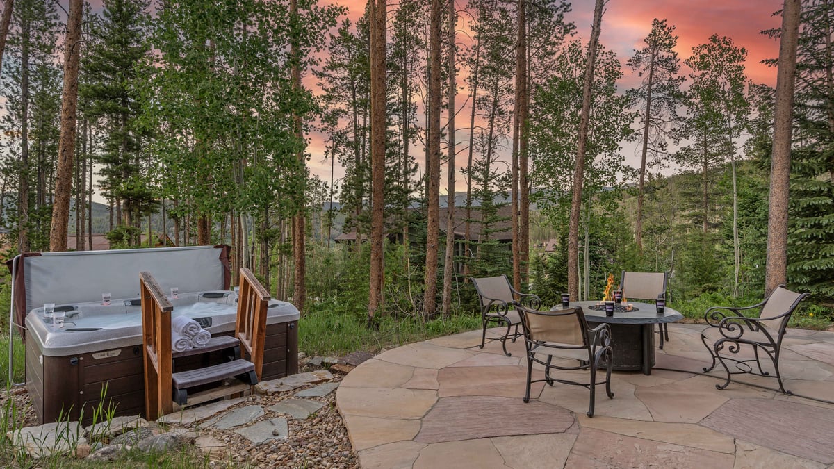 Cypress Mountain Chalet