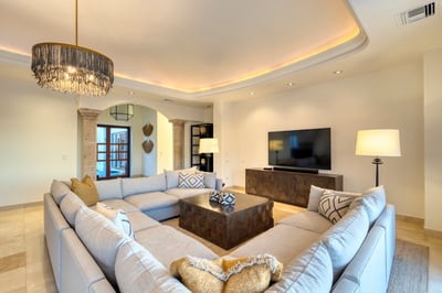 Luxury Villa Photo #19